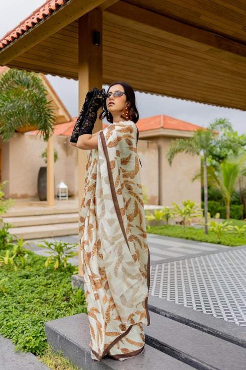 Vasthrlay Fashion Georgette Off Multicolor Ethnic Wear