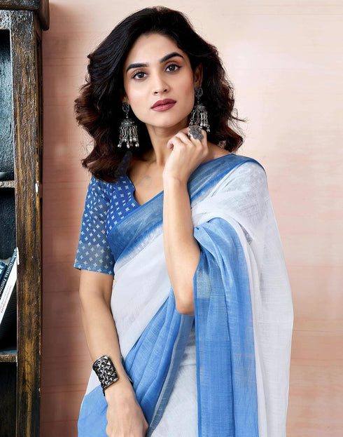 Vasthrlay Womens Printed Unstitched Dark Green Saree