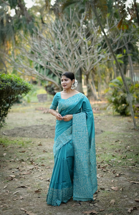 Vasthrlay Tussar Handloom Saree