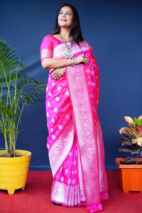 Vasthrlay Silver Banarasi Saree