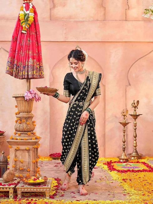 Vasthrlay Weaving Paithani Maroon Saree