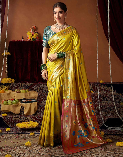 Vasthrlay Womens Paithani Paroot Green Saree With Green Unstitched Blouse Piece
