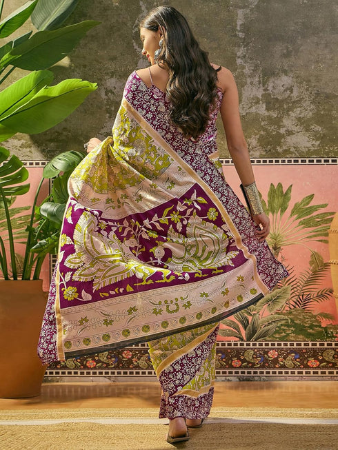 Vasthrlay Printed Yellow Saree