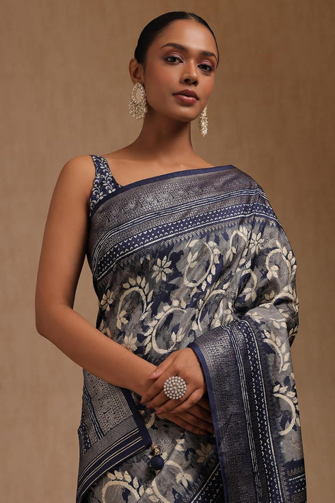 Vasthrlay Floral Print Saree