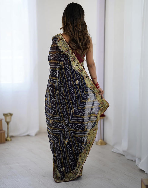 Vasthrlay Georgette Printed Blue Saree With Unstitched Blouse Piece