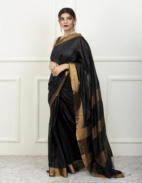 Vasthrlay Handloom Saree