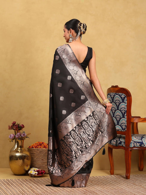 Vasthrlay Banarasi Unstitched Saree