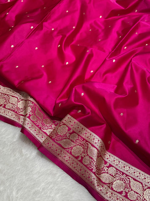 Vasthrlay Banarasi Mashru Traditional
