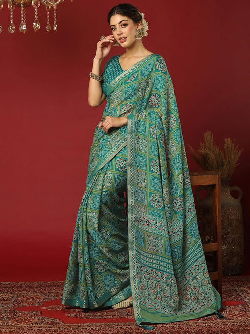 Vasthrlay Georgette Bandhani Unstitched Pink Saree