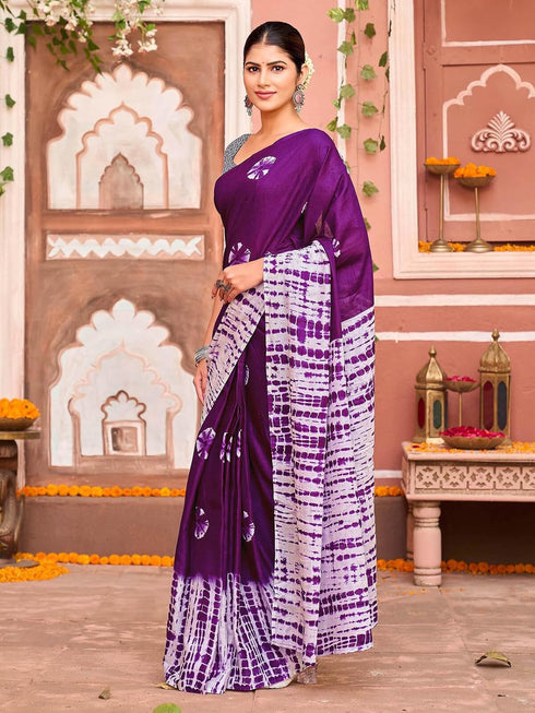 Vasthrlay Banarasi Jacquard Coral Saree