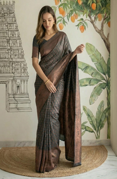 Vasthrlay Jacquard Floral Saree