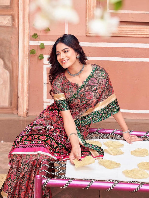 Vasthrlay Womens Printed Unstitched Purple Saree