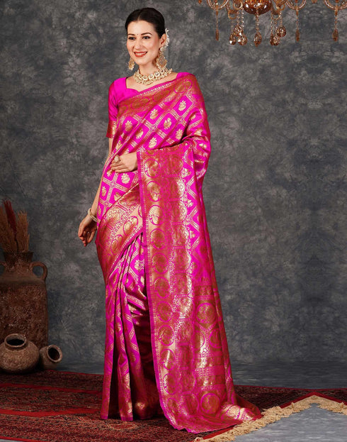 Vasthrlay Banarasi Traditional Unstitched Saree