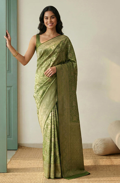 Vasthrlay Jacquard Floral Saree