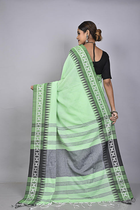 Vasthrlay Begampuri Traditional Saree