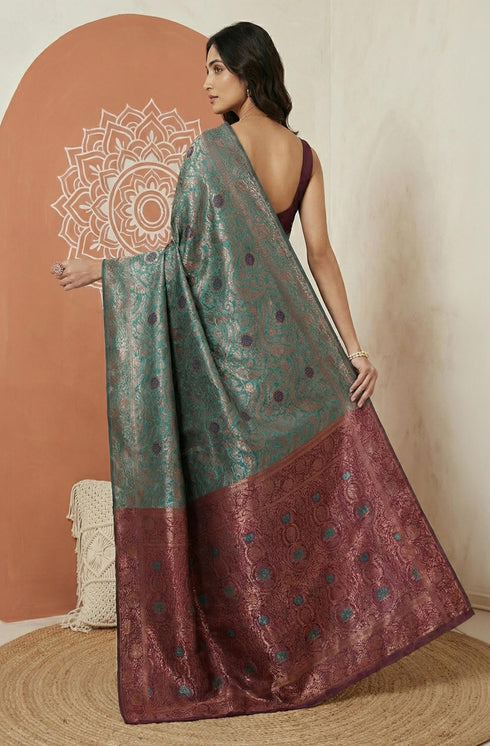 Vasthrlay Jacquard Floral Saree