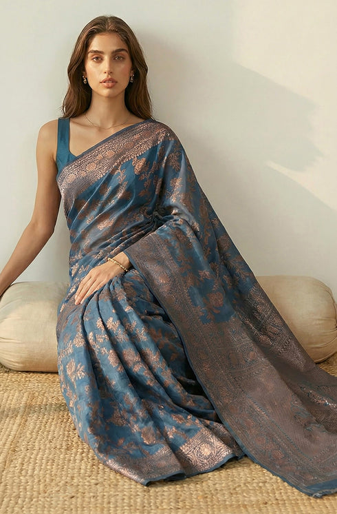 Vasthrlay Jacquard Floral Saree