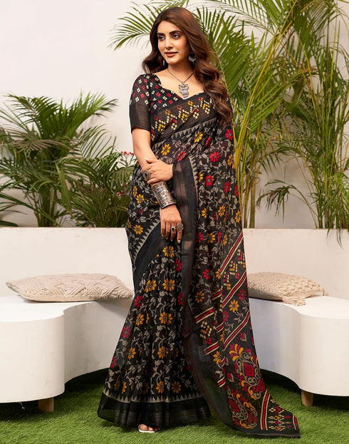 Vasthrlay Womens Printed Unstitched Green Saree