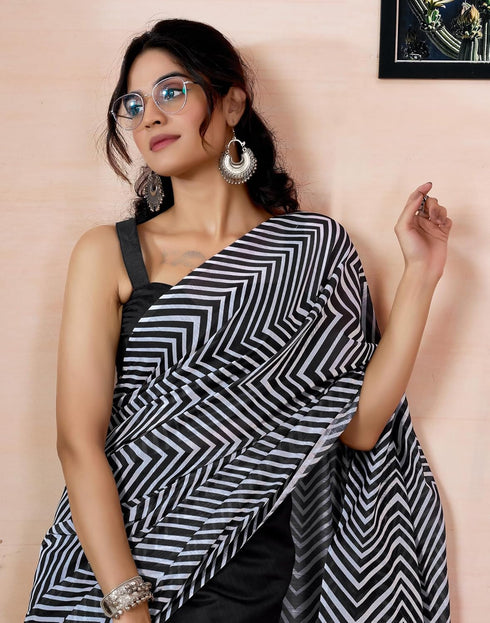 Vasthrlay Printed Chanderi Unstitched Teal Saree