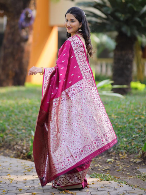 Vasthrlay Kanjivaram Handloom Golden Ethnic Wear