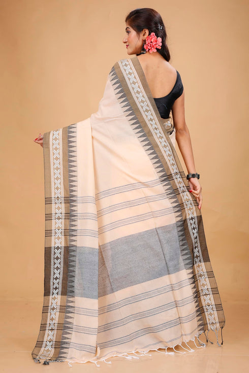 Vasthrlay Begampuri Traditional Saree