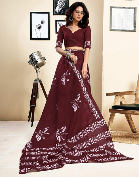 Vasthrlay Womens Printed Unstitched Dark Green Saree