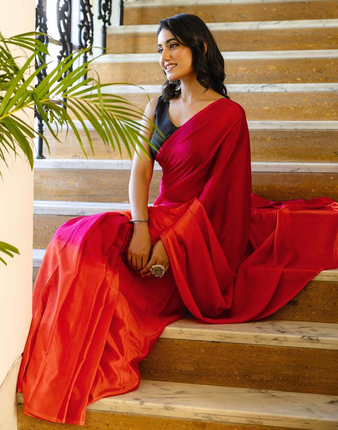Vasthrlay Womens Cotton Rani Pink Saree With Black Unstitched Blouse Piece