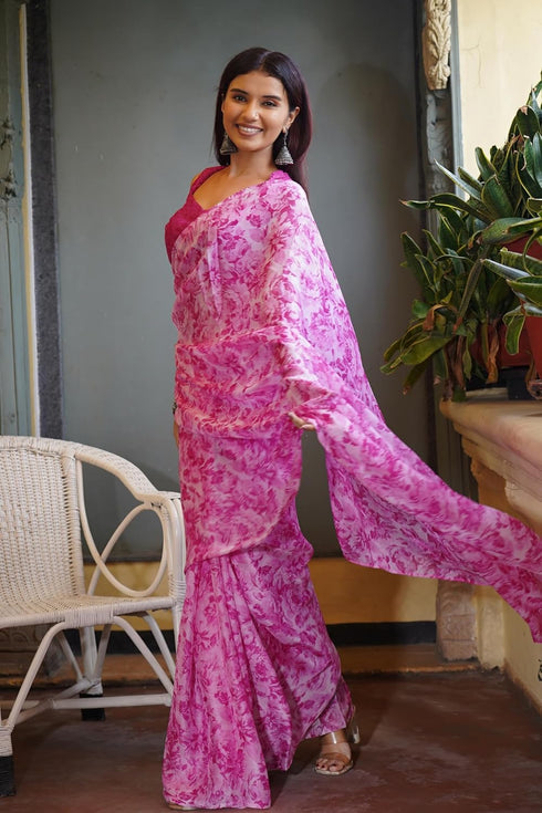 Vasthrlay Fashion Chiffon Georgette Coral Ethnic Wear