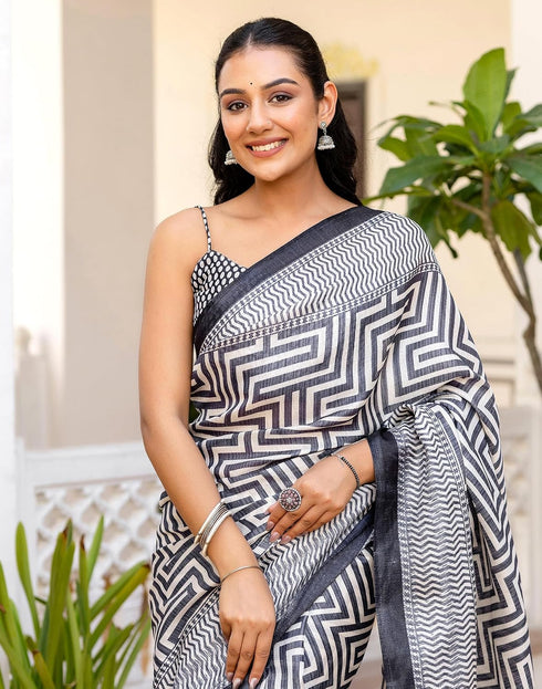 Vasthrlay Womens Printed Grey And Off-White Saree With Unstitched Blouse Piece