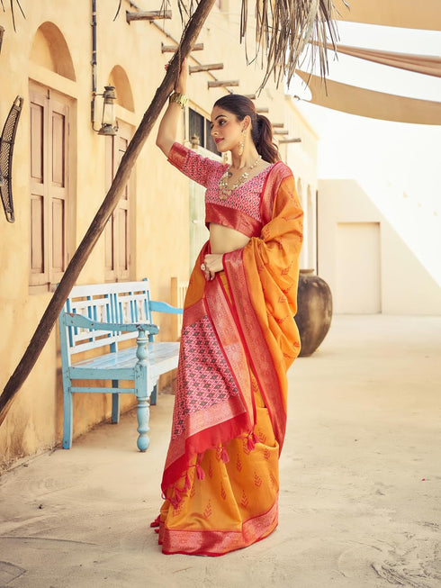 Vasthrlay Kanjivaram Banarasi Festival Unstitched Saree