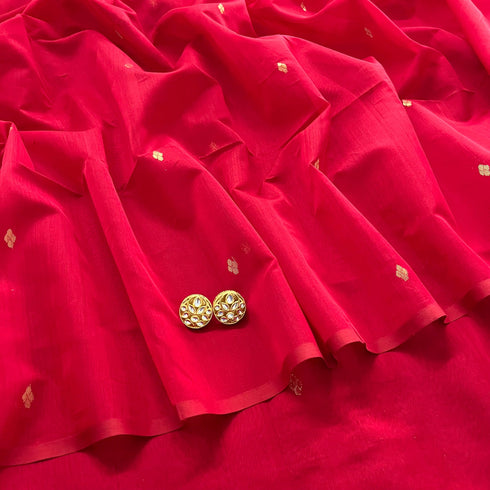 Vasthrlay Silver Unstitched Saree
