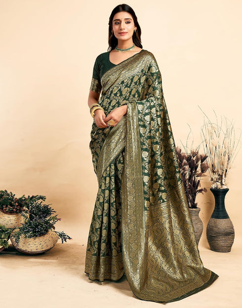 Vasthrlay Womens Banarasi Dark Green Saree With Unstitched Blouse Piece