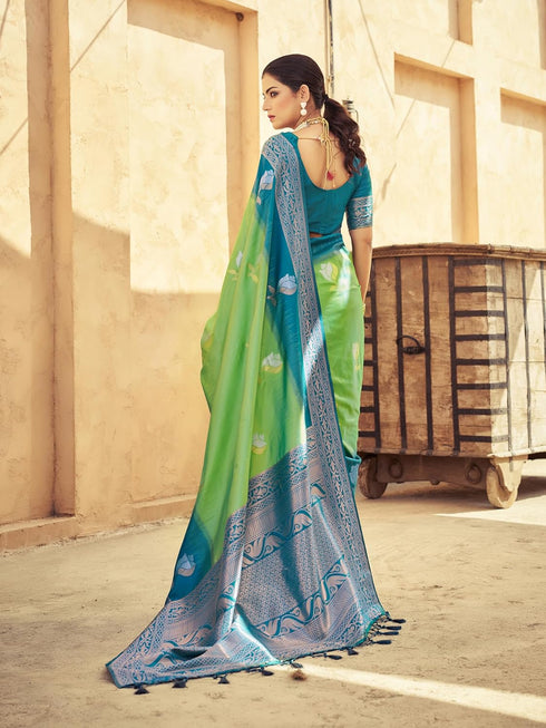 Vasthrlay Kanjivaram Unstitched Jacquard Stylish Saree