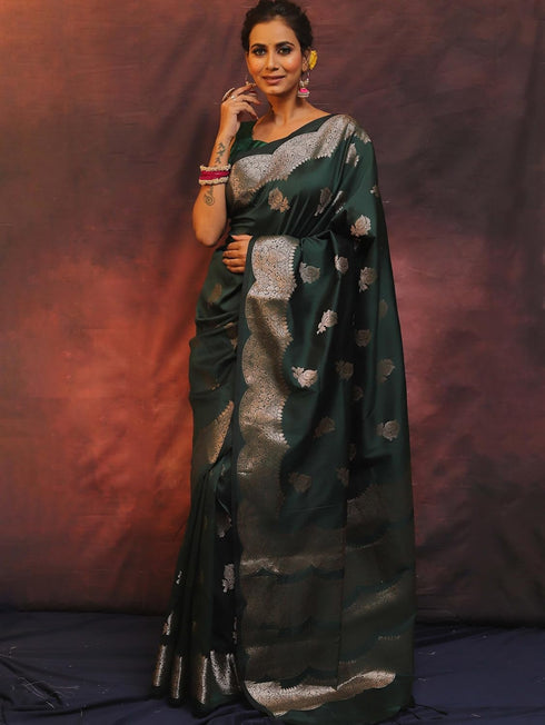 VasthrlayWedding Mehndi Saree