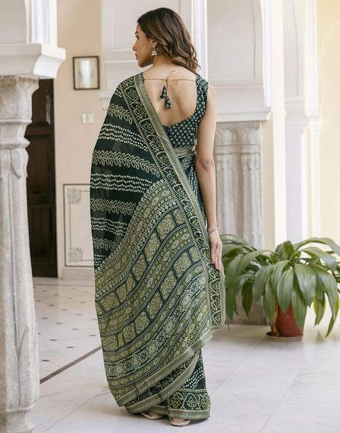 Vasthrlay Georgette Bandhani Unstitched Purple Saree
