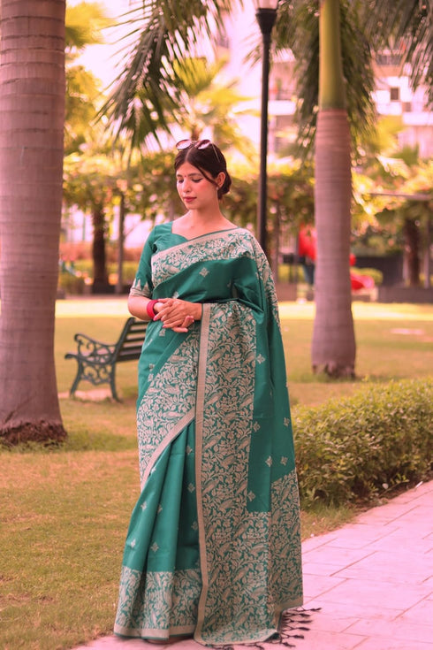 Vasthrlay Tussar Handloom Saree