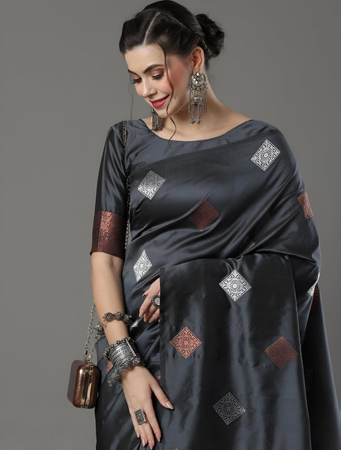 Vasthrlay Traditional Unstitched Saree