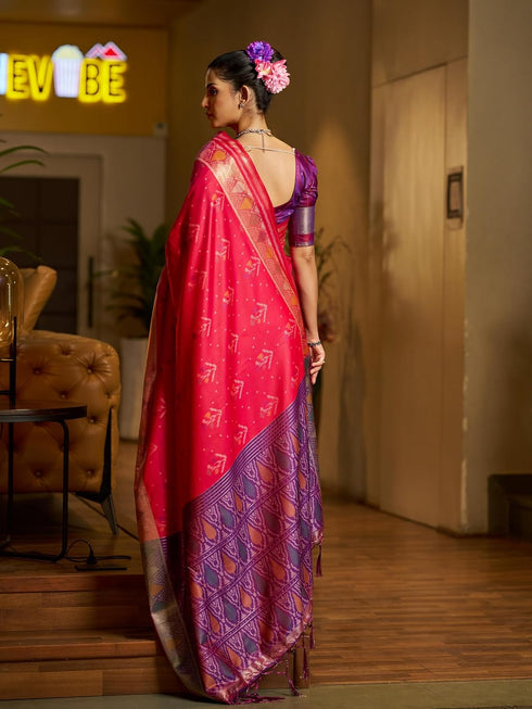 Vasthrlay Unstitched Multicolor Comfortable Friendly Saree