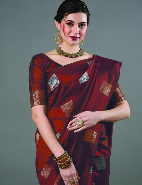 Vasthrlay Banarasi Unstitched Saree