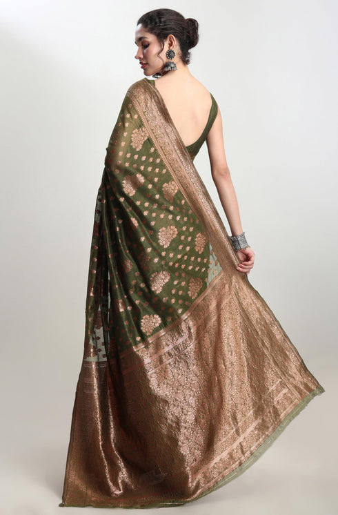 Vasthrlay Jacquard Floral Saree