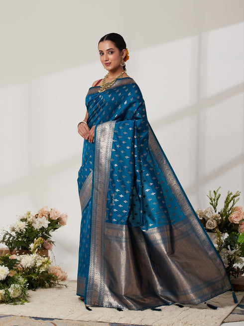 Vasthrlay Banarasi Unstitched Saree