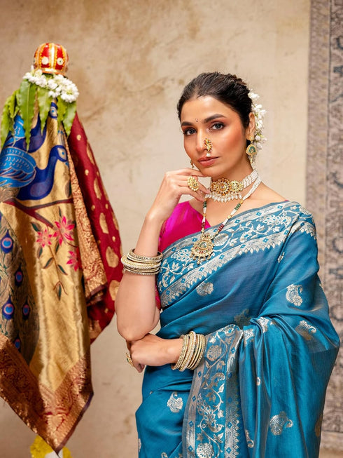 Vasthrlay Banarasi Weaving Navy Navy Blue Saree