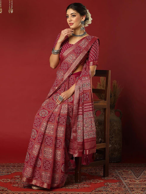 Vasthrlay Georgette Bandhani Red Saree With Unstitched Blouse Piece