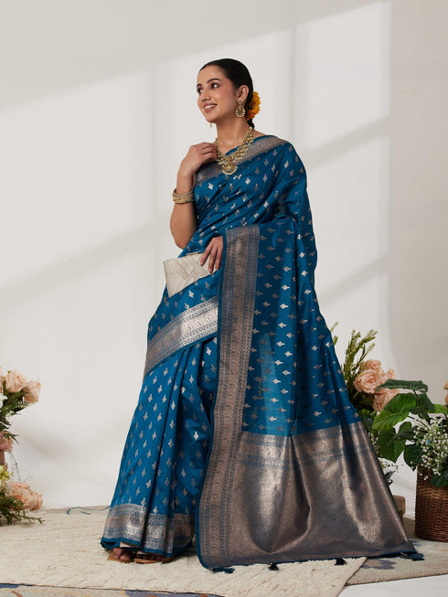 Vasthrlay Banarasi Unstitched Saree
