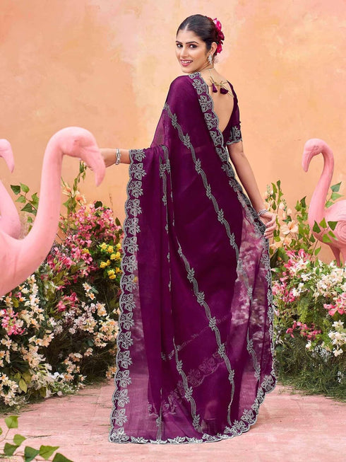 Vasthrlay Shimmer Chiffon Unstitched Maroon Saree