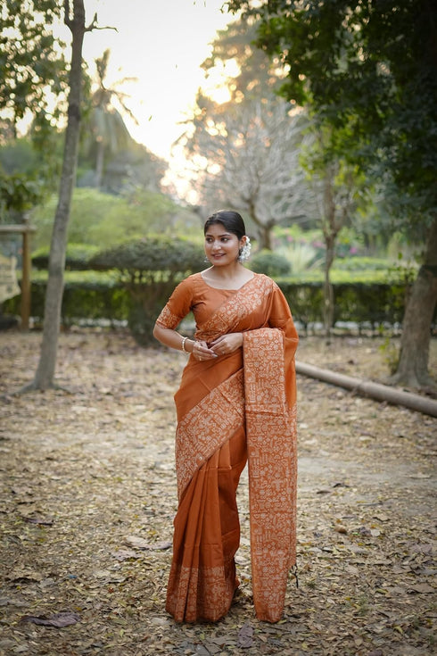 Vasthrlay Tussar Handloom Saree