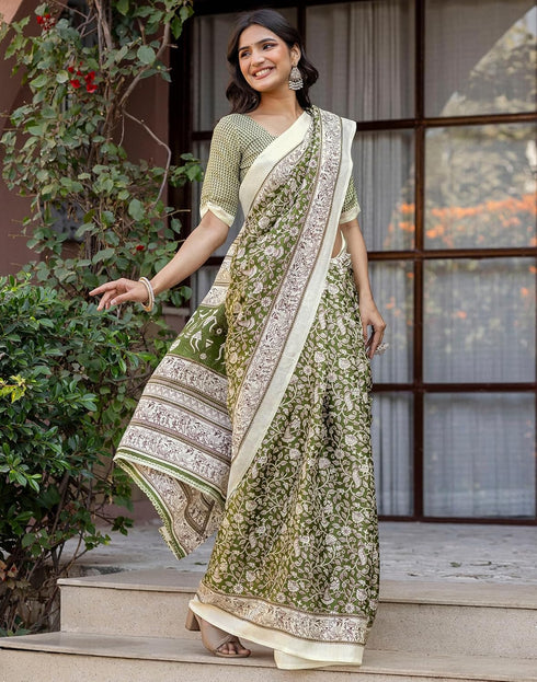 Vasthrlay Womens Printed Unstitched White Saree