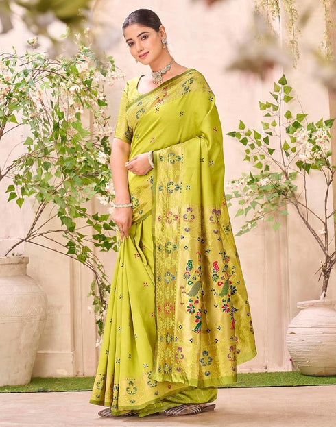 Vasthrlay Weaving Paithani Unstitched Pink Saree