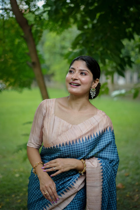 Vasthrlay Tussar Silk Saree