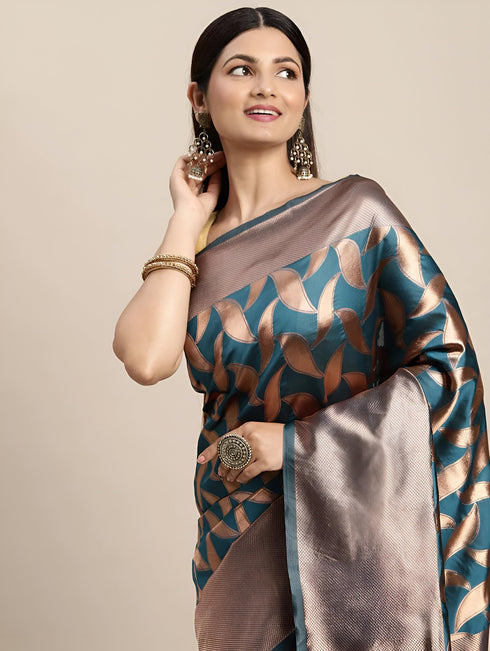 Vasthrlay Handwoven Traditional Saree